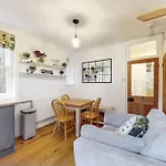Charming 1 Bedroom Apartment In Kennington