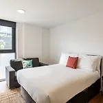 Chamber Street Apartment 14