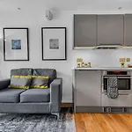 Mysquare One Bedroom Serviced Apartment In Camden Road