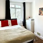 London Kennington / Oval Apartments