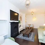 Contemporary 2Bd Garden Maisonette Near Angel