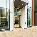 Icon Tower Flat VII