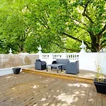 Tree House Celebrity Residence In Notting Hill