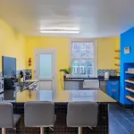 Spacious 5 Bedroom House With Garden + Parking - Amazing Location
