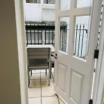Luxury Maisonette Ll