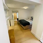 Luxury Maisonette Ll