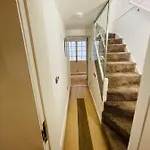 Luxury Maisonette Ll