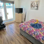 City Sparrow Apartment 6C