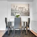 Modern Deluxe 2 Bedroom Apartment In Canning Town Excel Centre