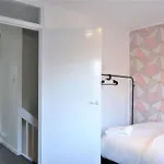 London Zone 2, 2 Bedroom House