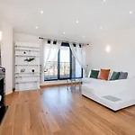 Central And Spacious 2 Bed
