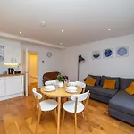 Beautiful 1Bd Apartment On The King\'S Road Chelsea