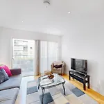 Lovely 1 Bed Apartment In Streatham