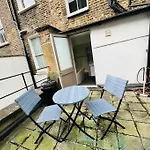 3 Notting Hill, Portobello Road-Amazing Location!