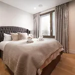 Stunning Modern Apartment Close To Hyde Park By Underthedoormat