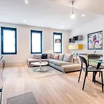 Brand New And Modern Flat In Fulham