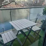 2 Bed Waterfront Luxury Apartment, London E14