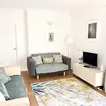 Elegant W1 Penthouse W Terrace Nr Oxford St W Helpful Informative Host