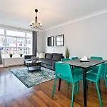 Baker Street Apartments