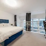 Stunning Loft In The Heart Of London Bridge