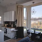 Spacious And Bright 1 Bed Primrose Hill Flat