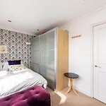 Notting Hill Bohemian Apartment