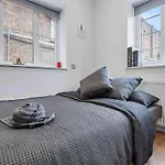 Holiday Home Sleep 8 Central London 9Elms