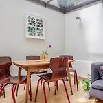 Notting Hill London - Chic Bright Apartment W11