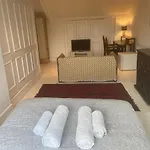 Charming And Beautiful Room In Wandsworth