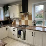 Spacious 2 Bedroom Flat 20Mins To Oxford Street By Tube