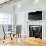 Loft Piccadilly Circus Apartment