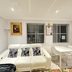 Stylish Central London Apartment