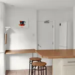 Livestay-4 Bed 2 Bath House With Private Garden