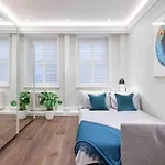 Arcore Premium Apartments Craven Street