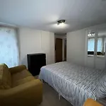 Stylish One Bedroom Flat Furnished