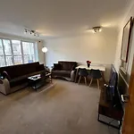 Stylish One Bedroom Flat Furnished