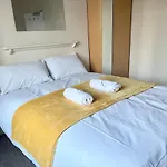 Aldgate Holiday Rooms