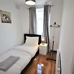 4 Bedroom House In East London