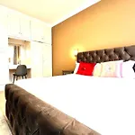 Stunning Marble Arch Apartment, 2-Bedroom