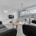 Bright 2 Bedroom Apartment In Westminster, Close To Buckingham Palace And River Thames