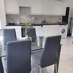 Modern 2Bd Flat