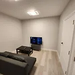 Beautiful 2-Bed Apartment In London - Sleeps 6!