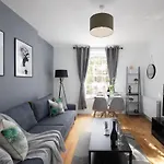 Modern One Bedroom Apartment Next To Old Street