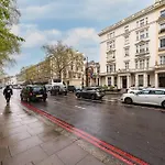 South Kensington - Cromwell Rd Residence