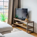 Trendy Elephant And Castle Home