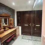 Relaxing Room In Spacious House
