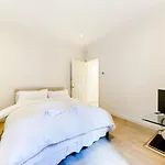 Sloane Square Kensington Apartment