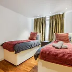 Modern 2 Bedrooms 2Bathrooms Behind Nobu Hotel