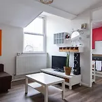 Plush Stay For Four In Central Brixton