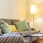 Remarkable 3-Bedroom Apartment In London